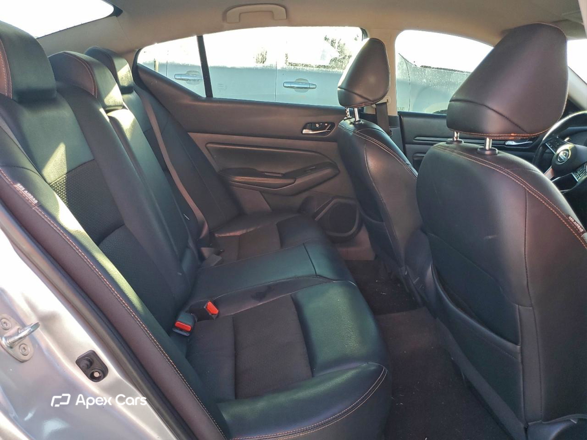 Nissan Altima 2020