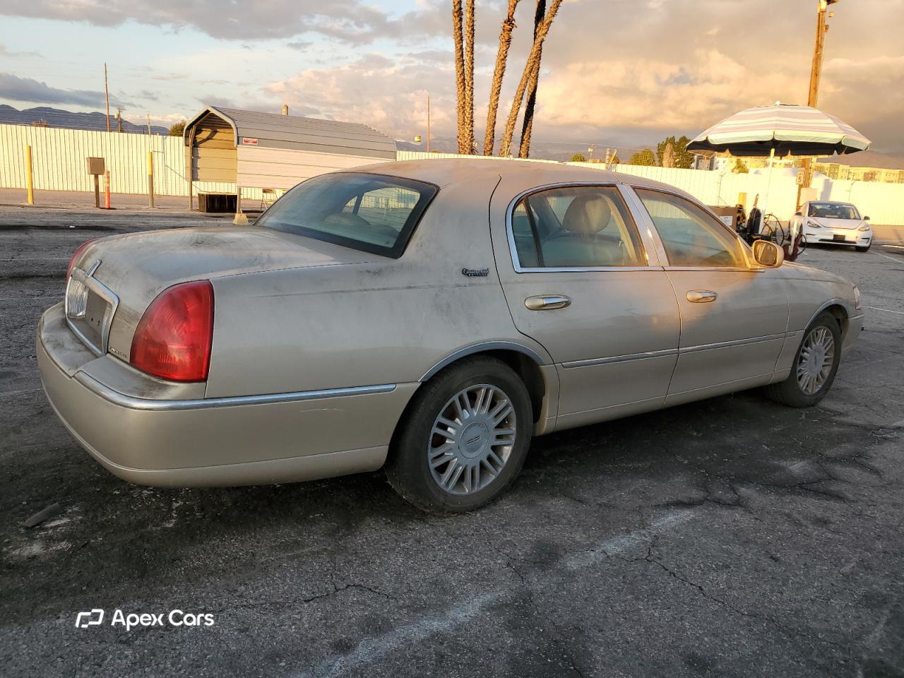 Lincoln Town Car 2010