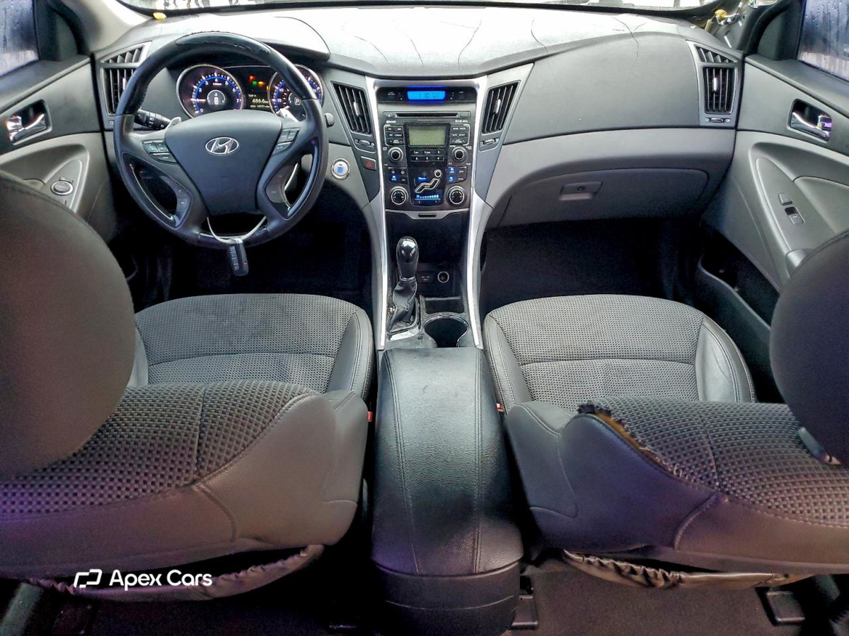 Hyundai Sonata 2011