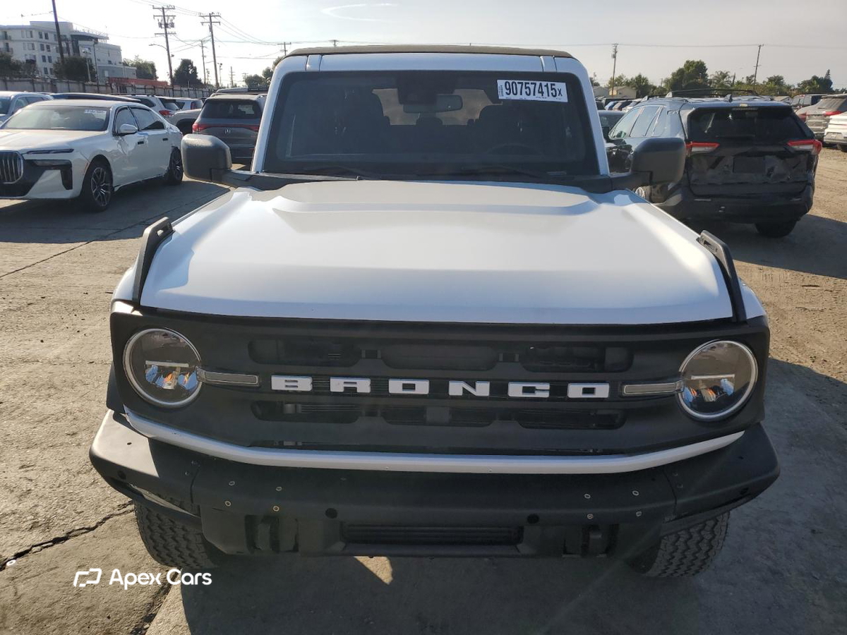 Ford Bronco 2022