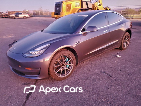 Tesla Model 3 2018 - Image 1 of 13