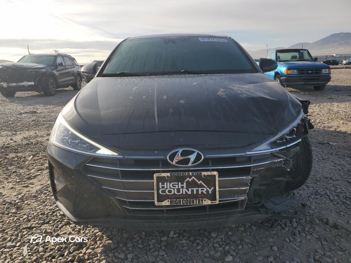 Hyundai Elantra 2020