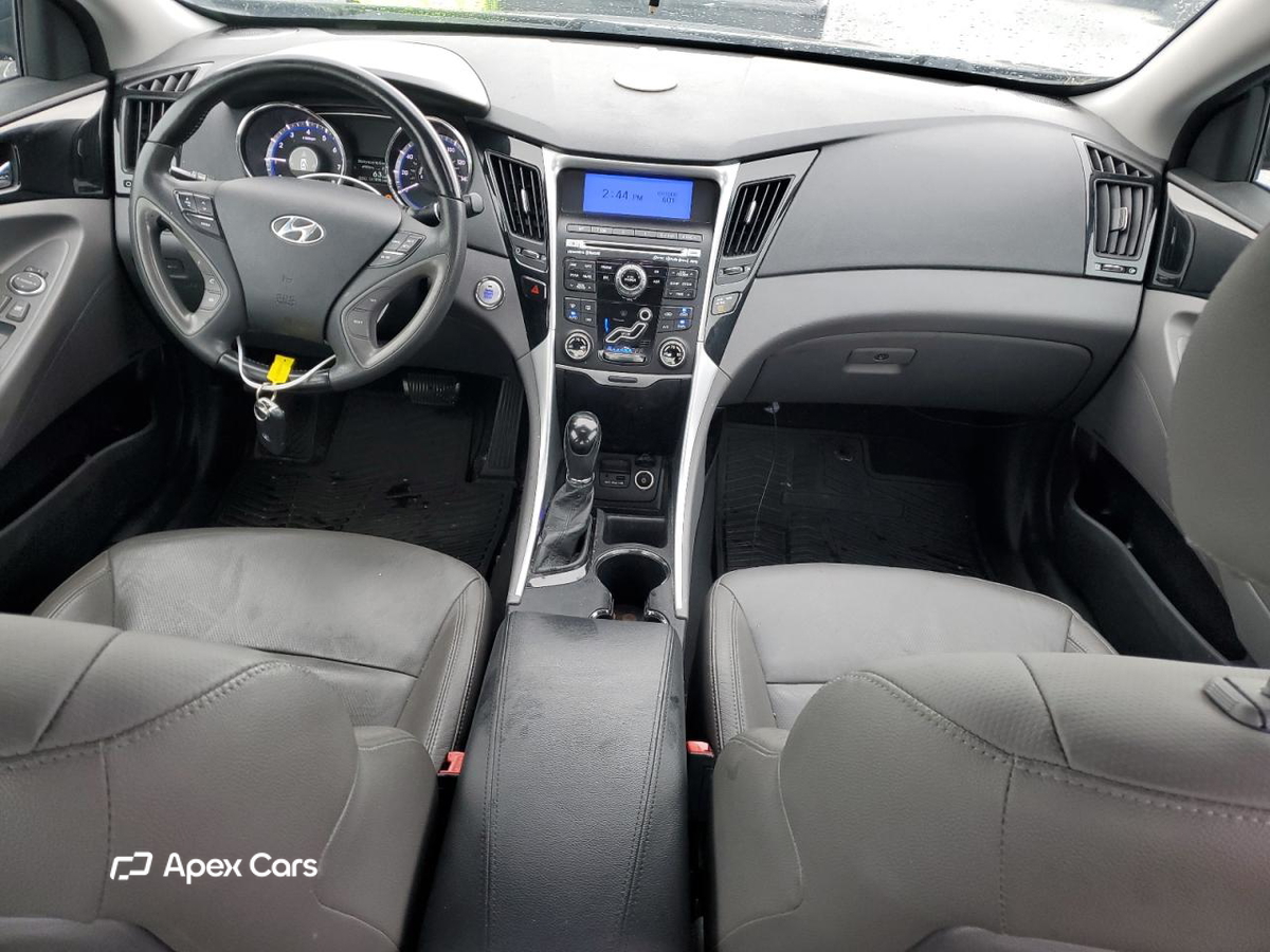 Hyundai Sonata 2011