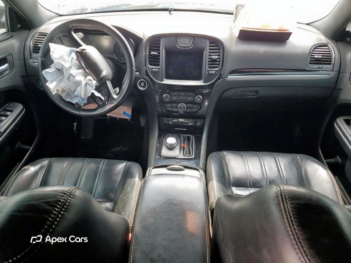 Chrysler 300 2020