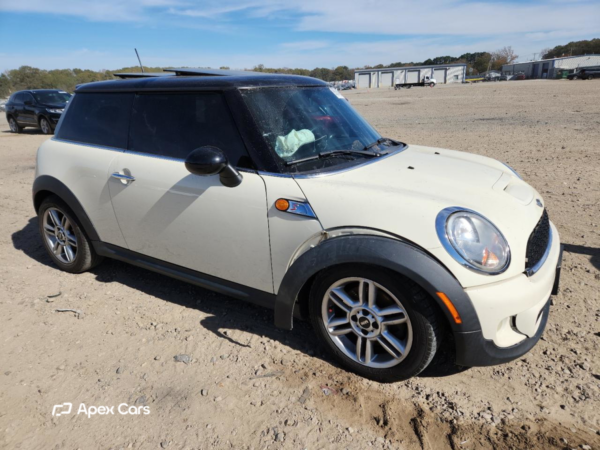 MINI Cooper 2013