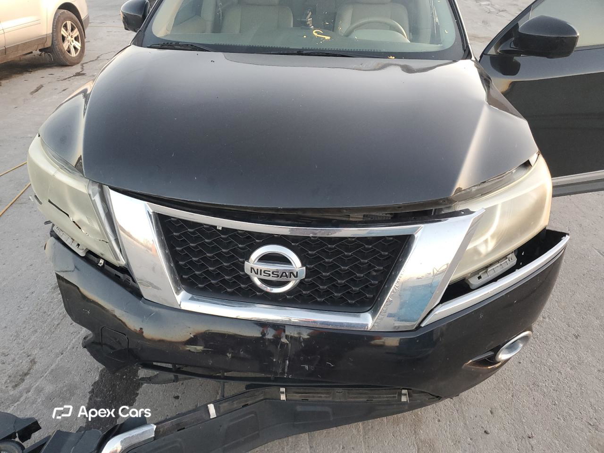 Nissan Pathfinder 2014