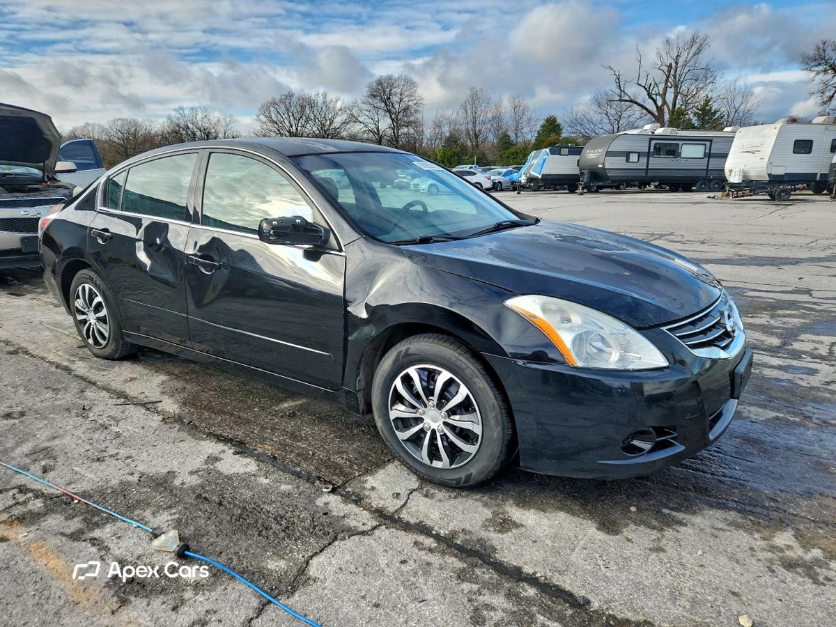 Nissan Altima 2012