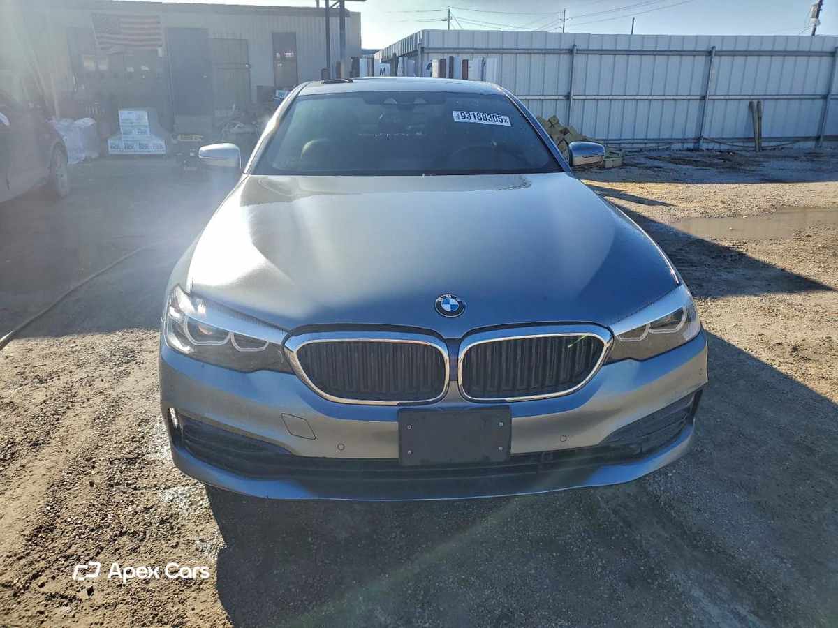 BMW Series 5 2019