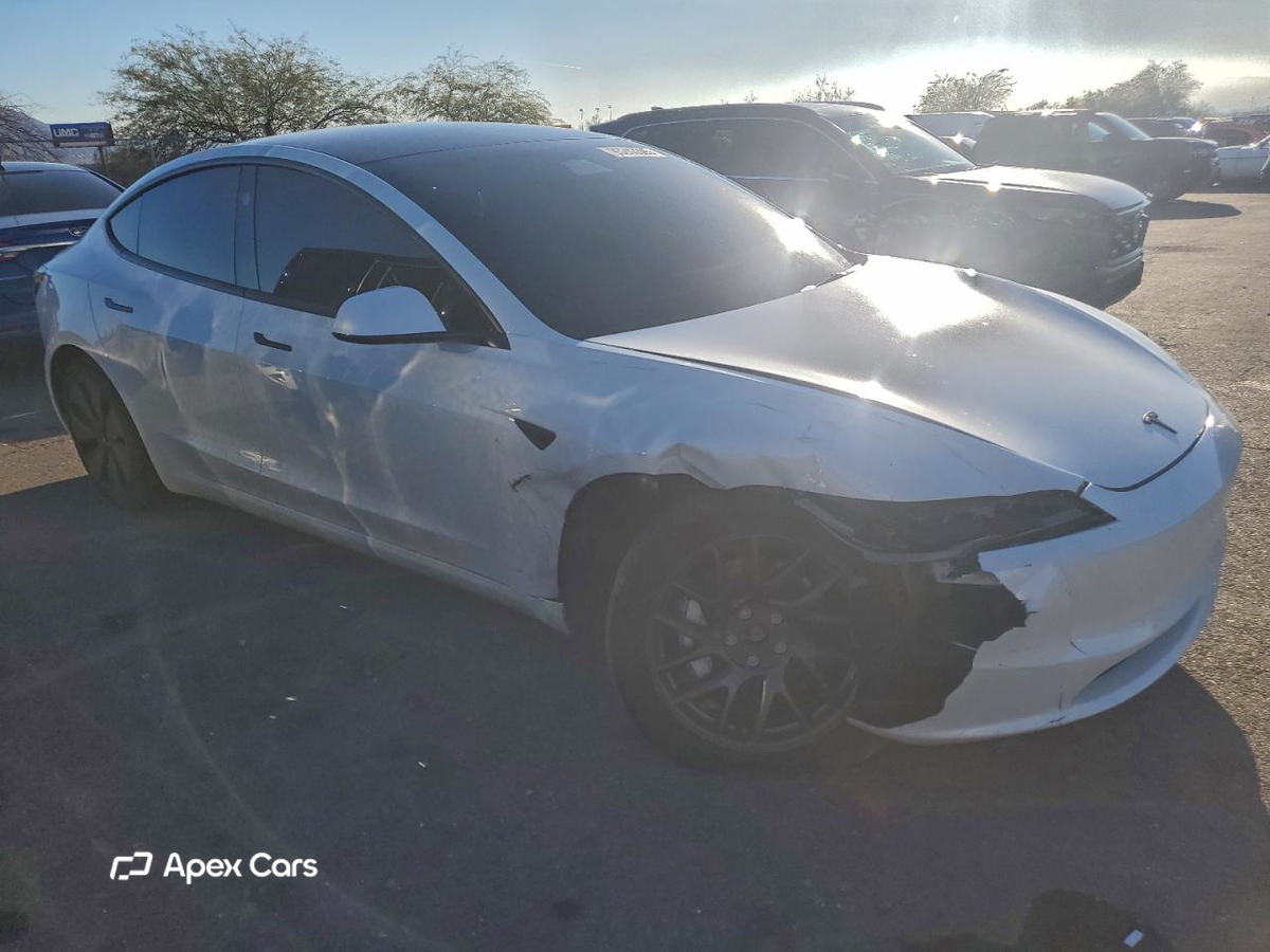 Tesla Model 3 2025