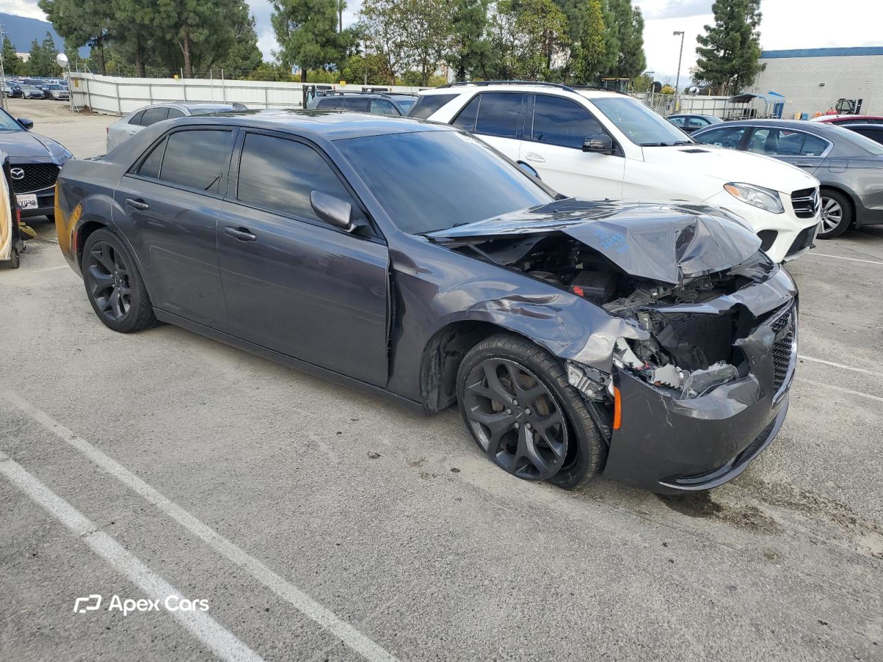 Chrysler 300 2022