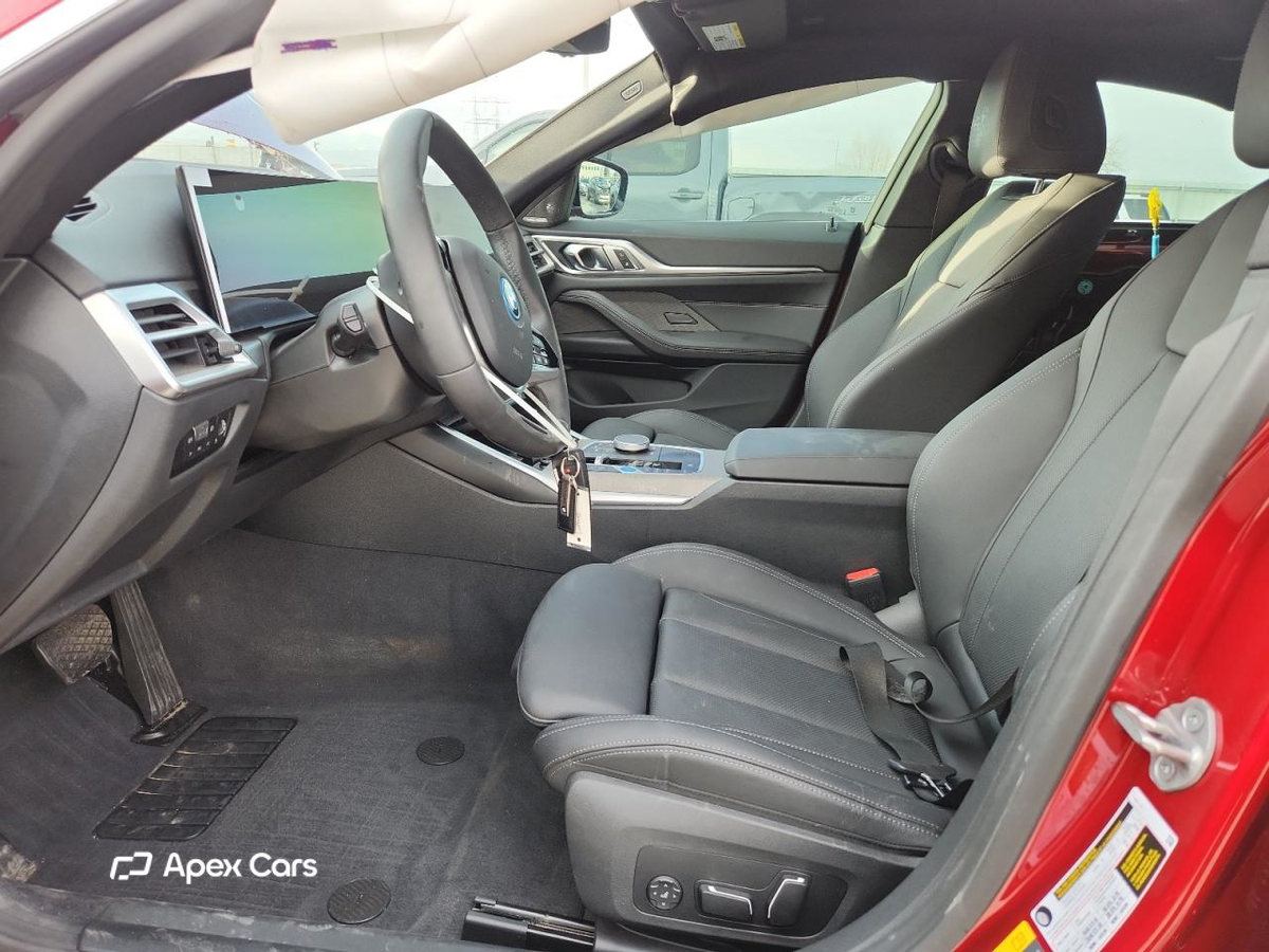 BMW i4 2025