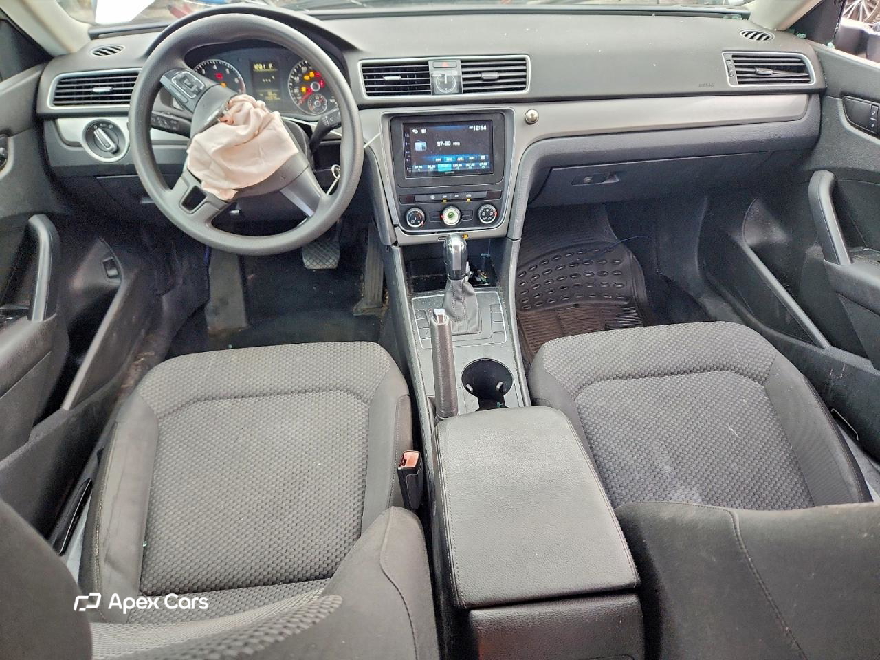 Volkswagen Passat 2013