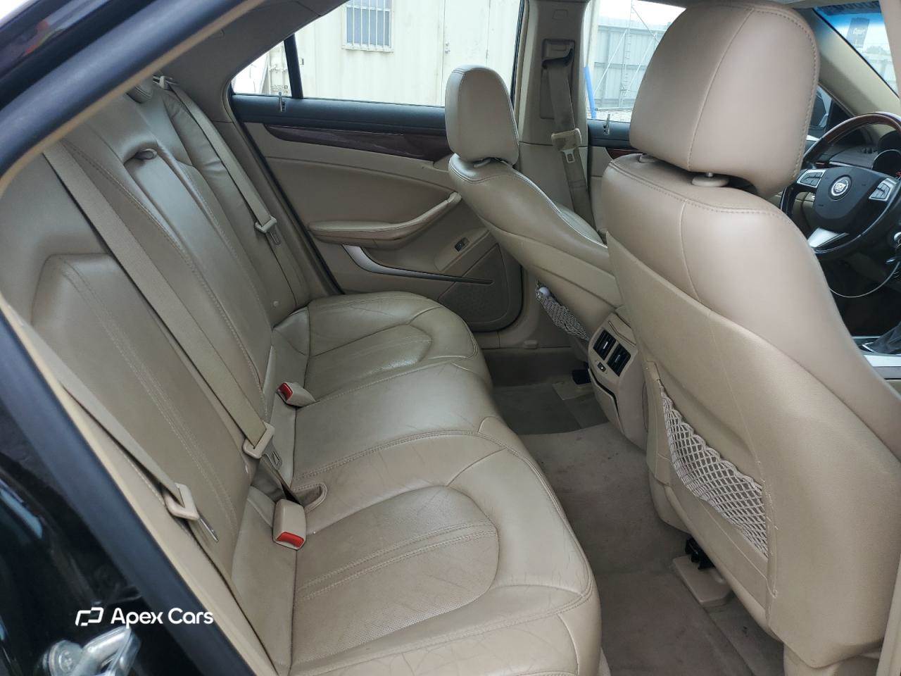 Cadillac CTS 2011