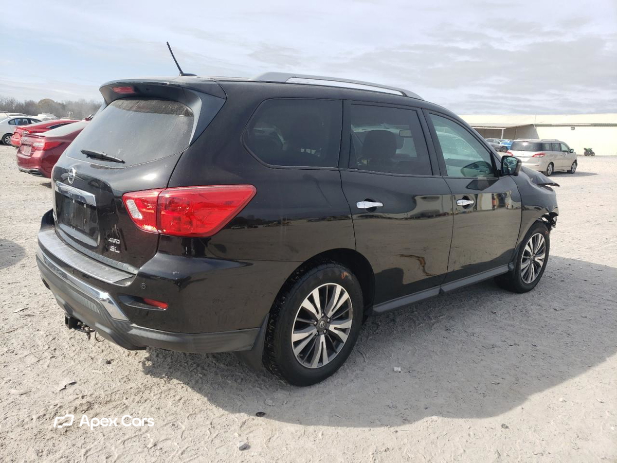 Nissan Pathfinder 2017