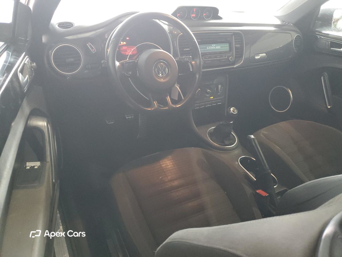 Volkswagen Beetle 2012
