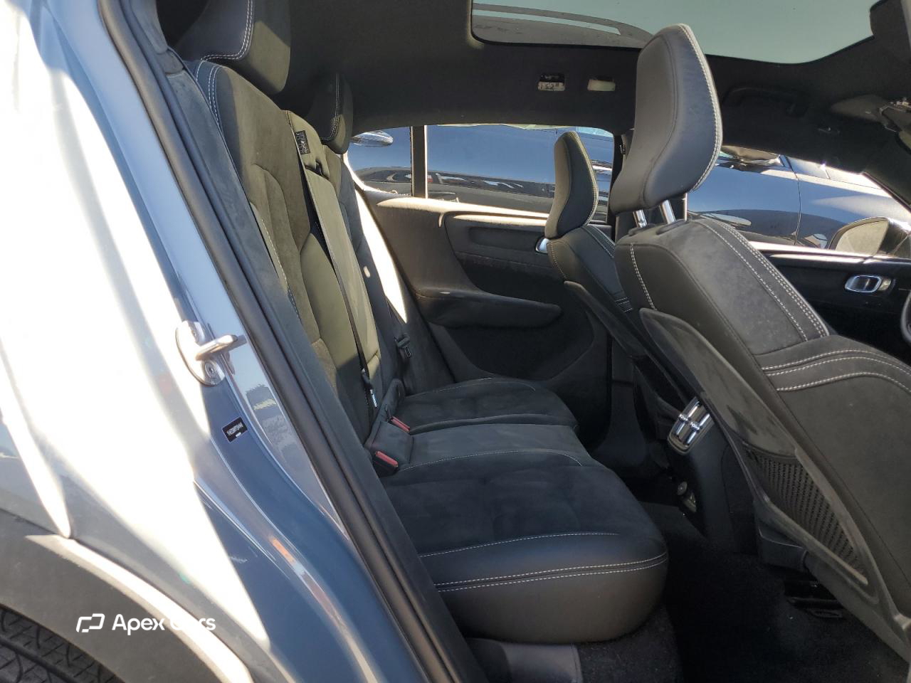 Volvo C40 2023