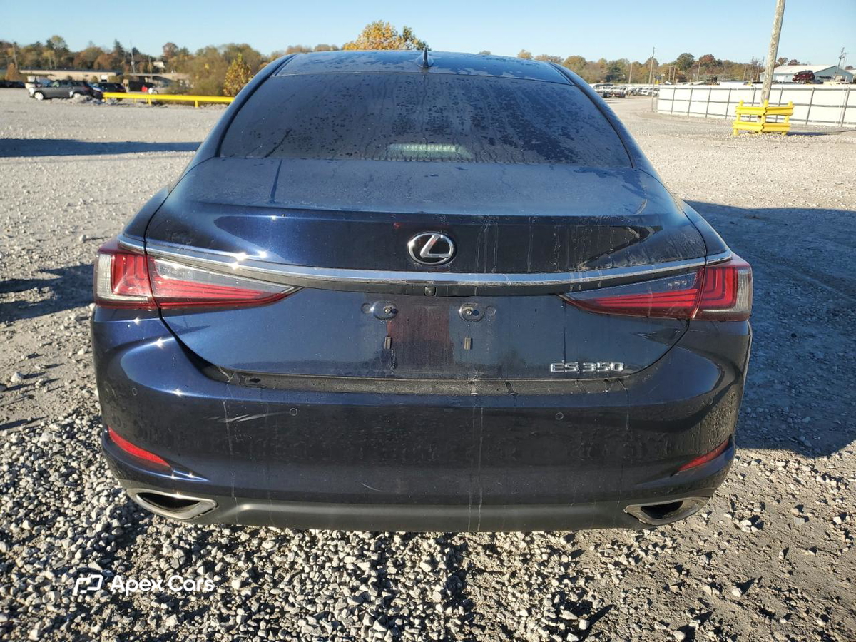 Lexus ES 2022