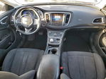 Chrysler 200 2016