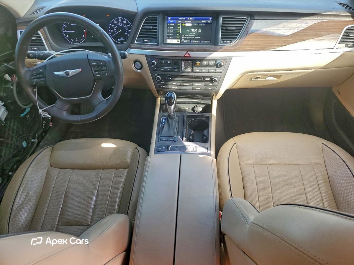 Hyundai Genesis 2015