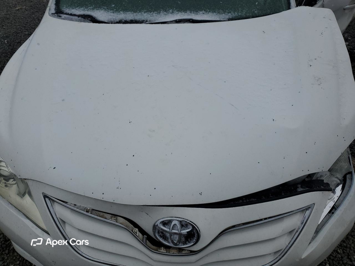 Toyota Camry 2011