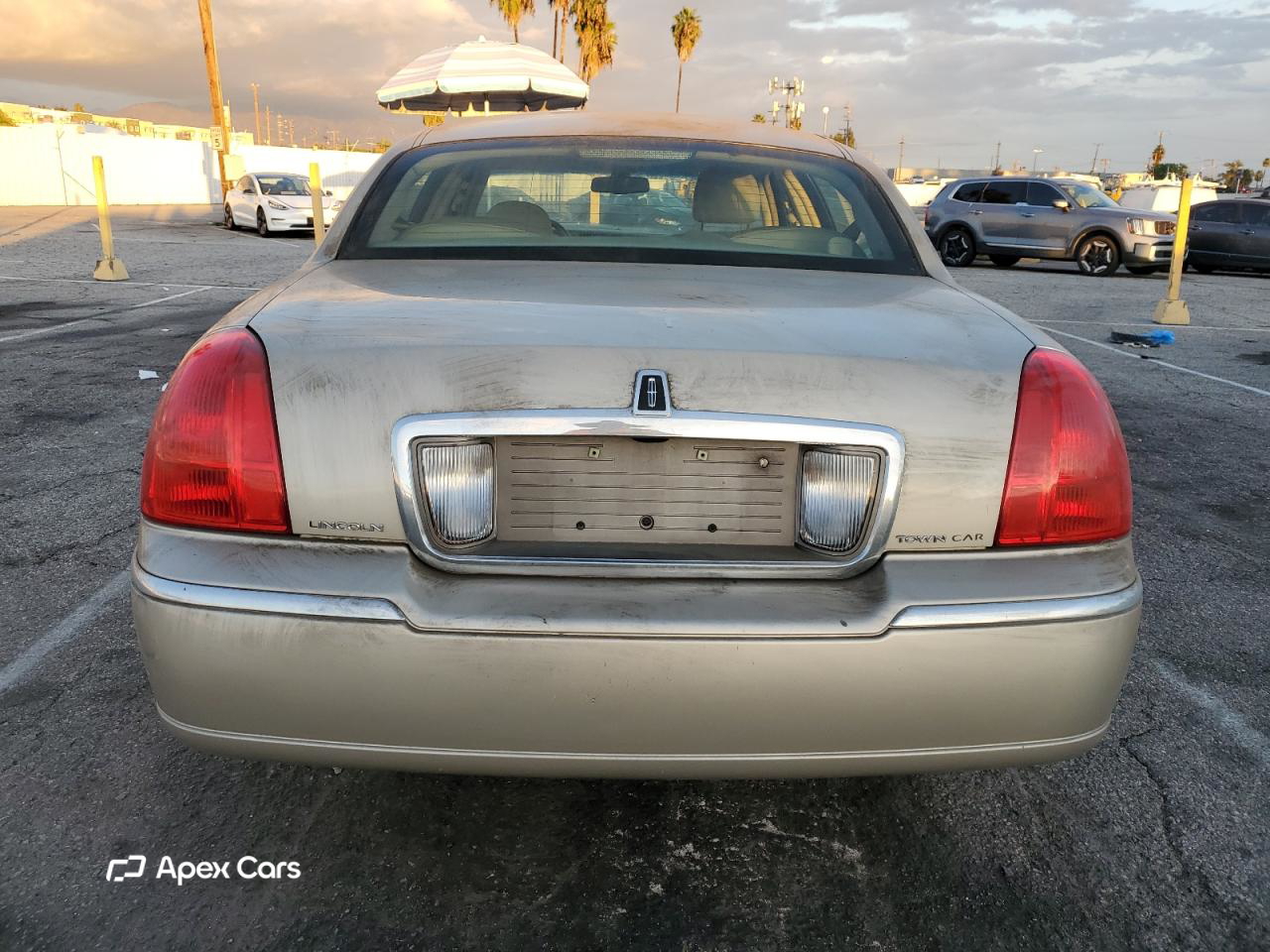 Lincoln Town Car 2010