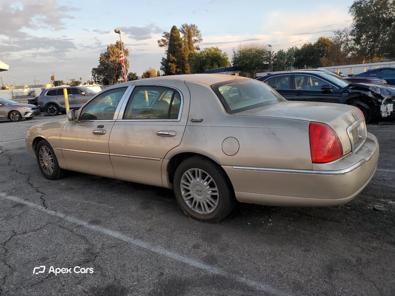 Lincoln Town Car 2010