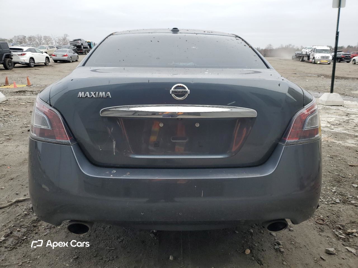 Nissan Maxima 2013