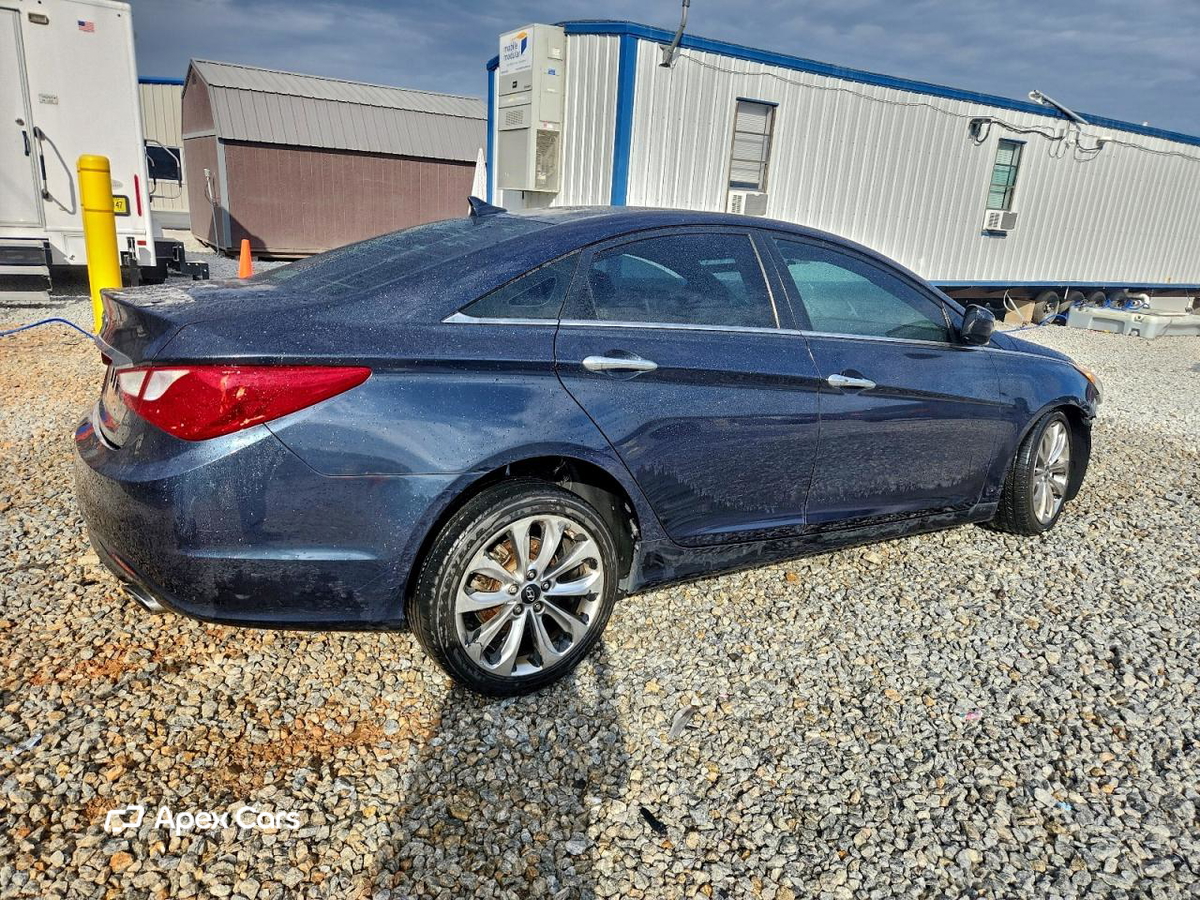 Hyundai Sonata 2011