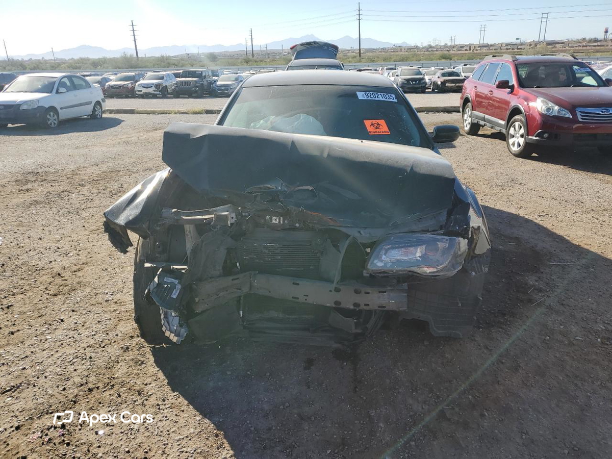 Chrysler 300 2019