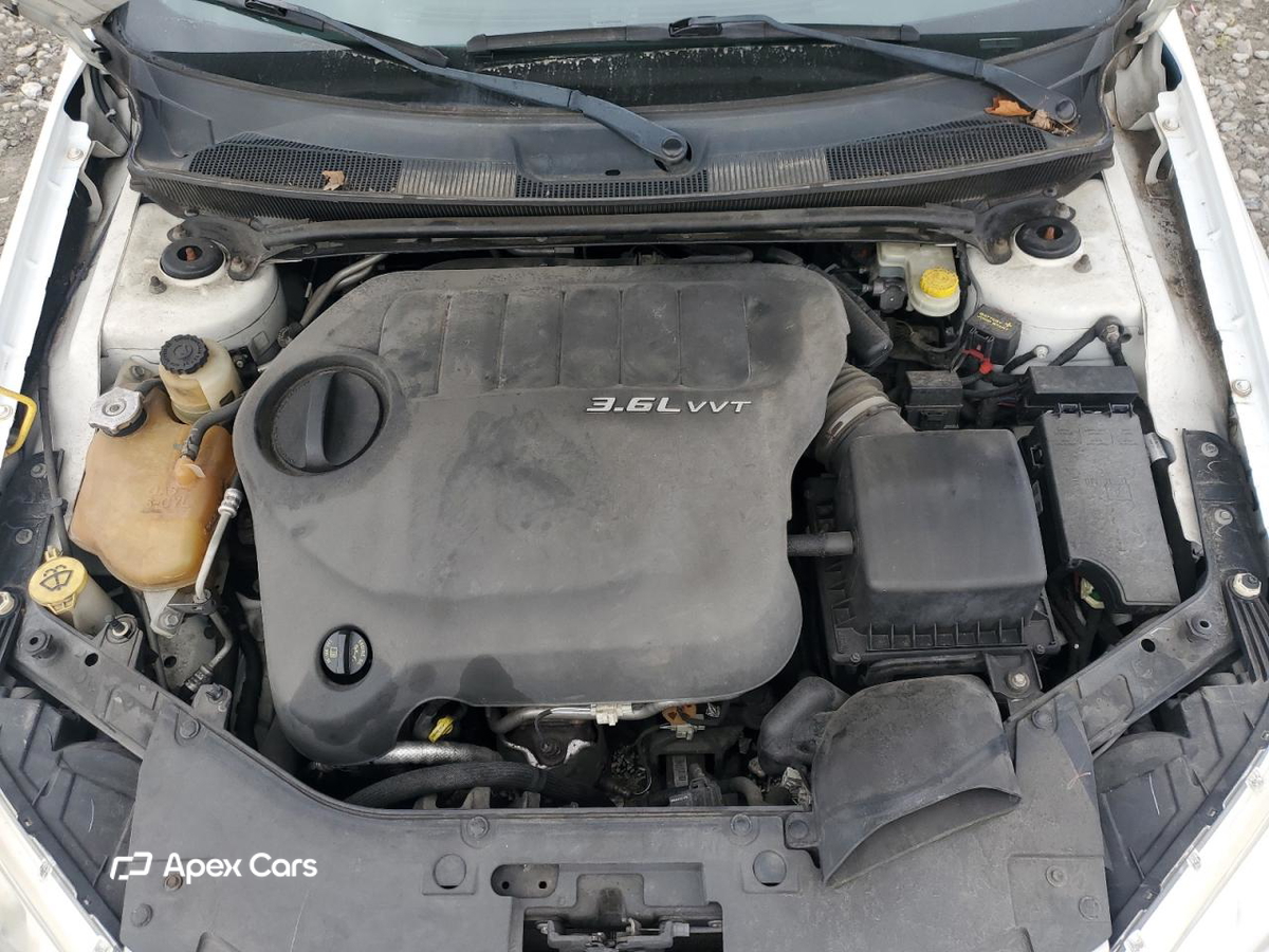 Chrysler 200 2011
