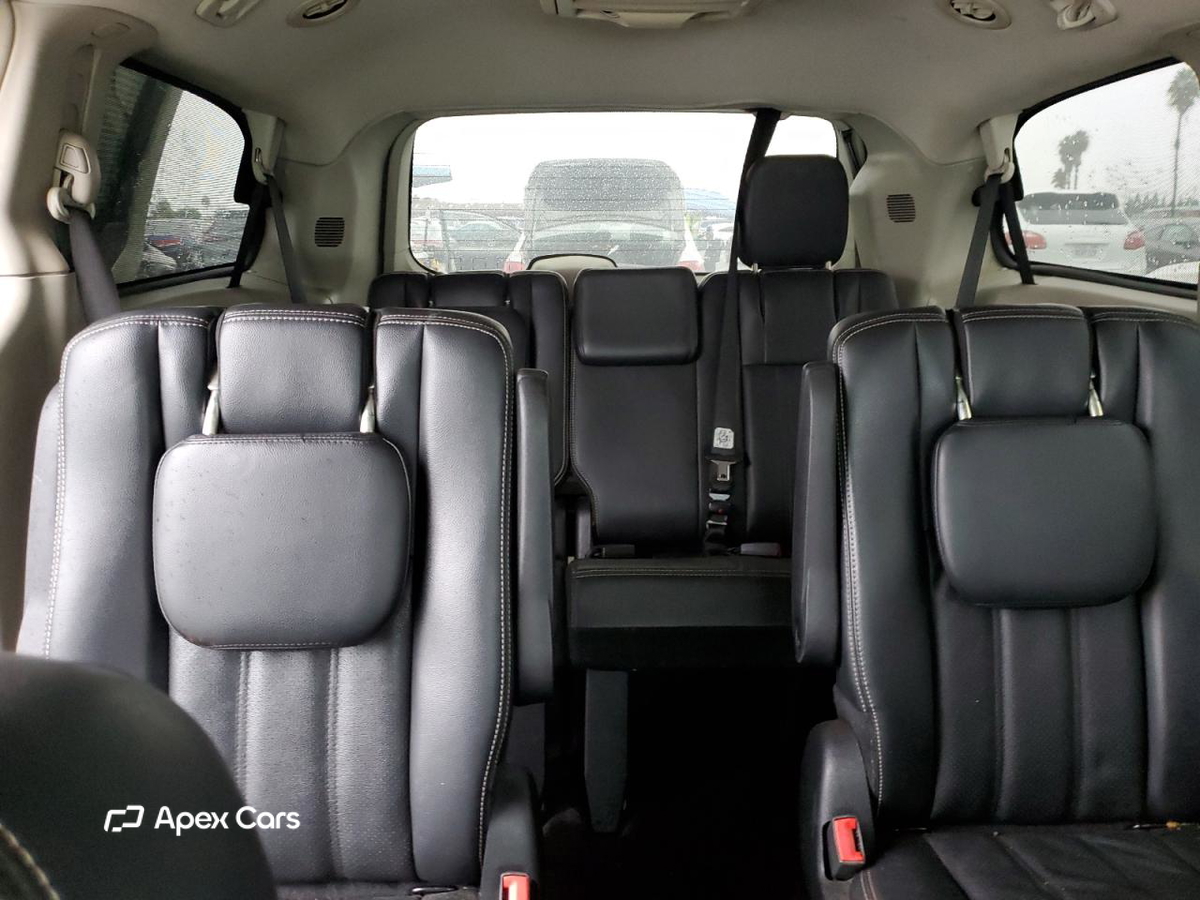 Chrysler Voyager 2012