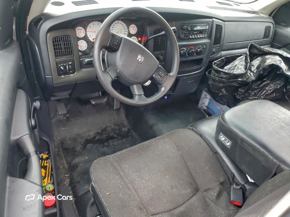 Dodge RAM 2004