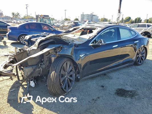 Tesla Model S 2015 - Image 1 of 14
