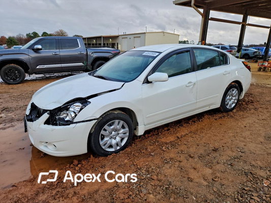 Nissan Altima 2012 - Image 1 of 13