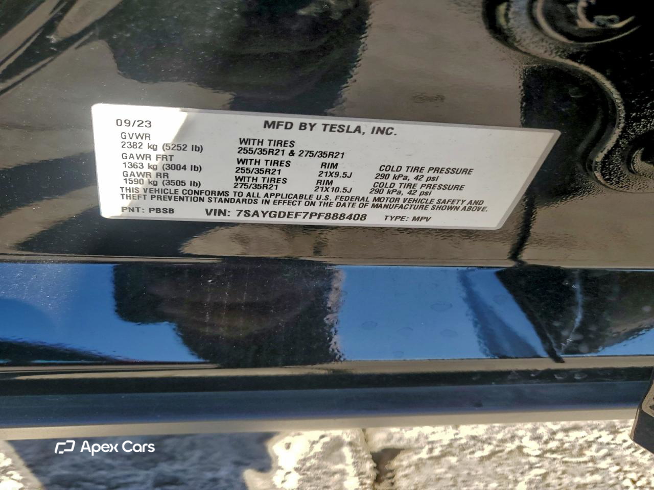 Tesla Model Y 2023