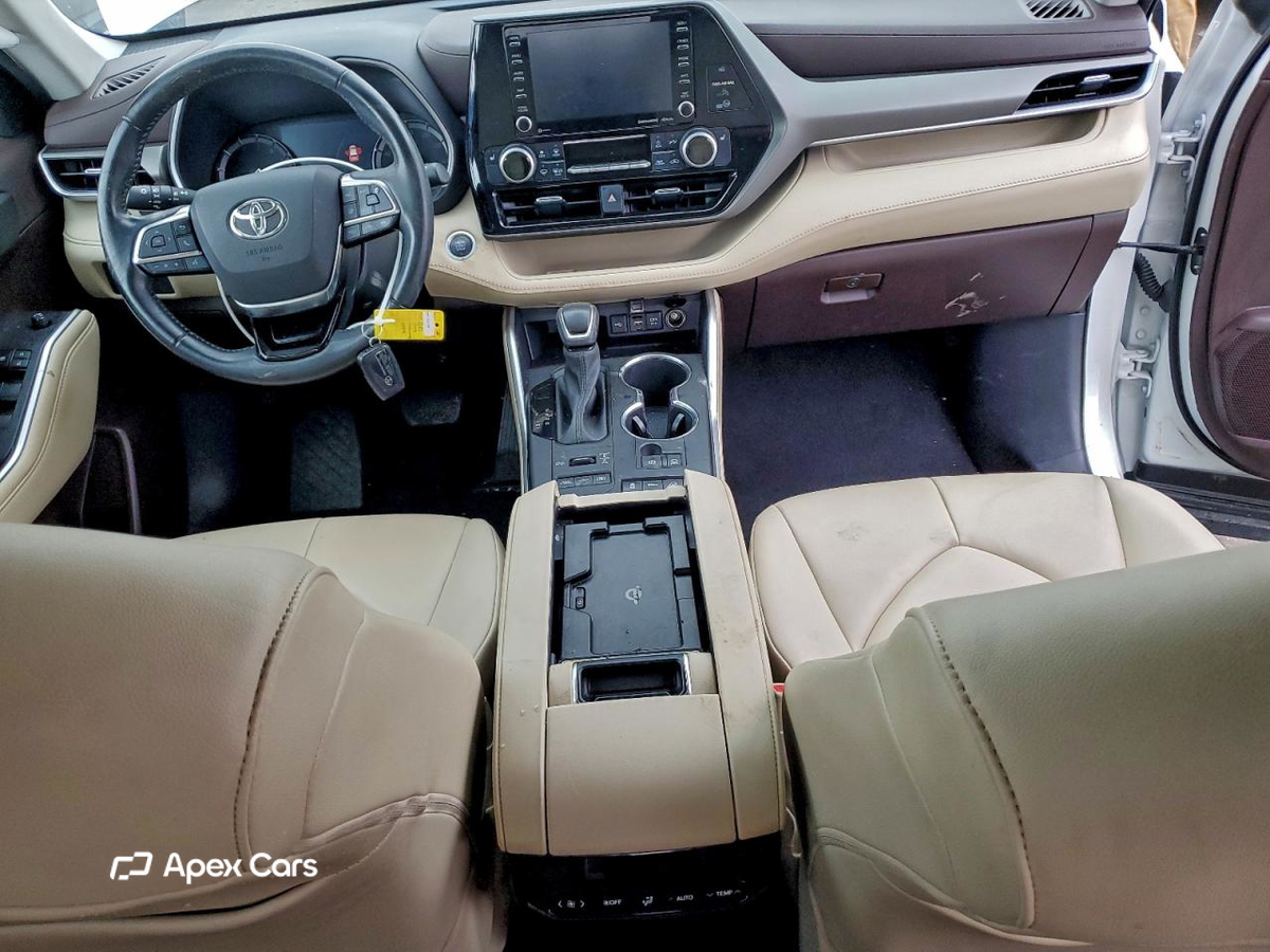 Toyota Highlander 2021
