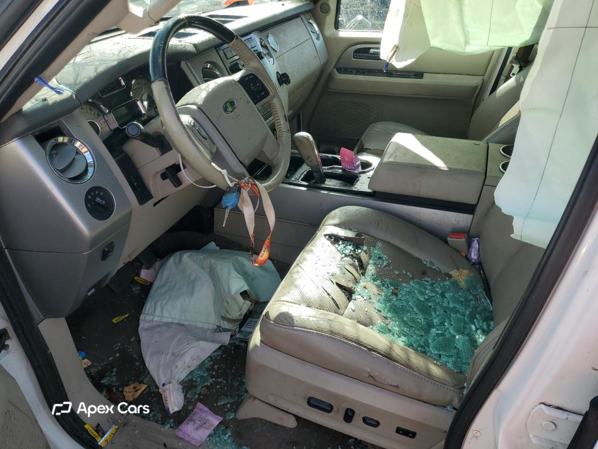 Ford Expedition 2014