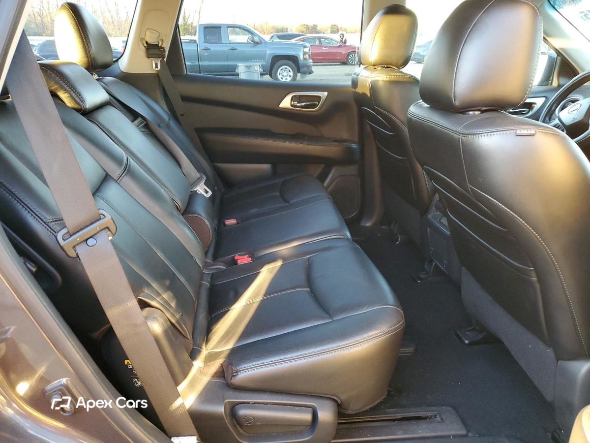 Nissan Pathfinder 2013