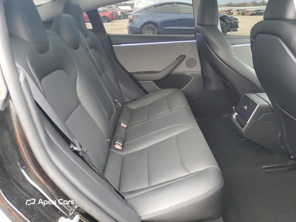 Tesla Model 3 2025