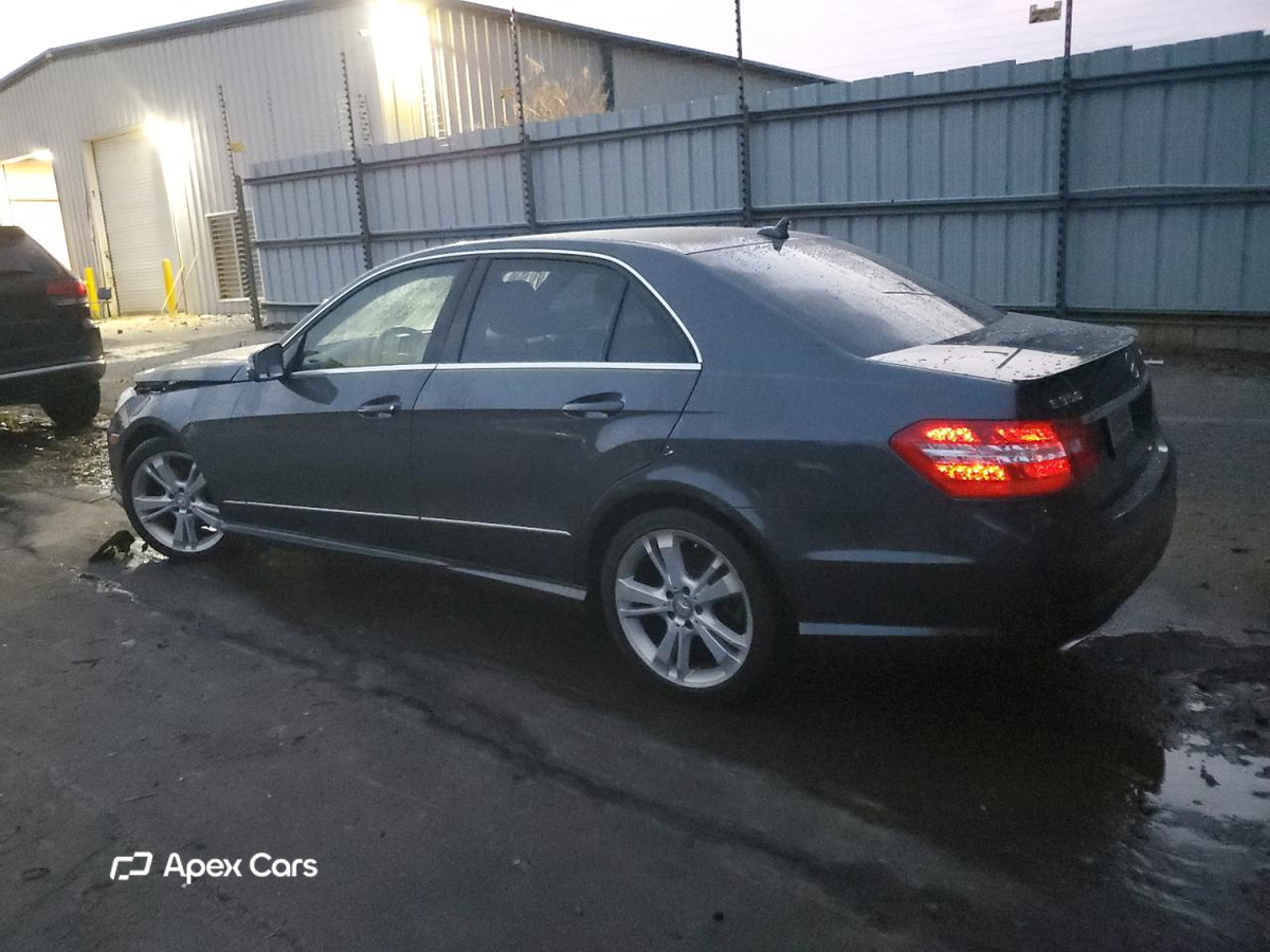 Mercedes-Benz  2013