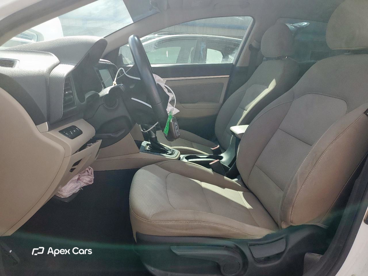 Hyundai Elantra 2019