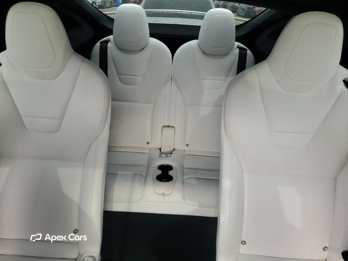Tesla Model X 2016