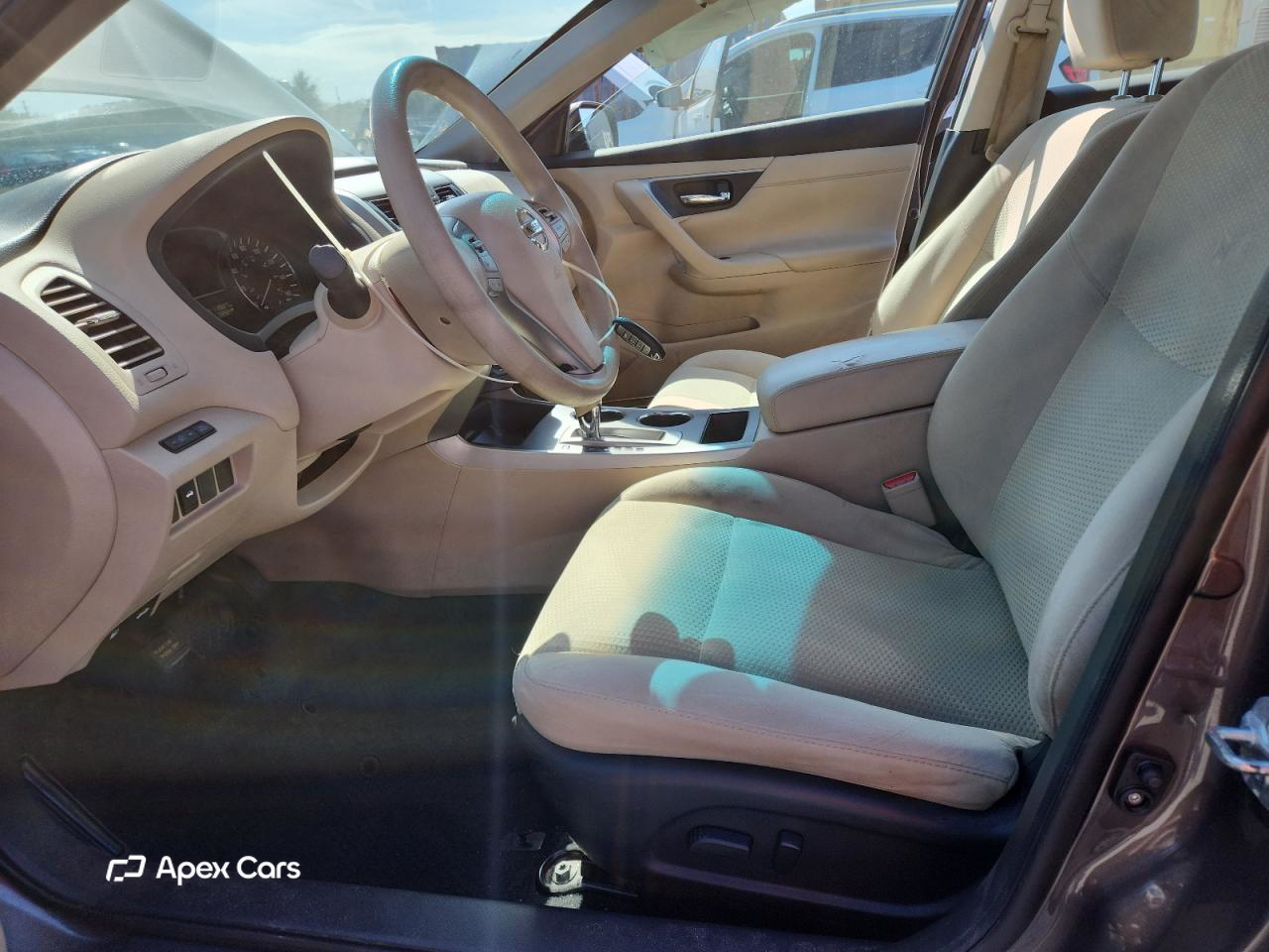 Nissan Altima 2015
