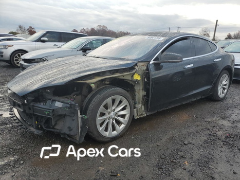 Tesla Model S 2018 - Image 1 of 12