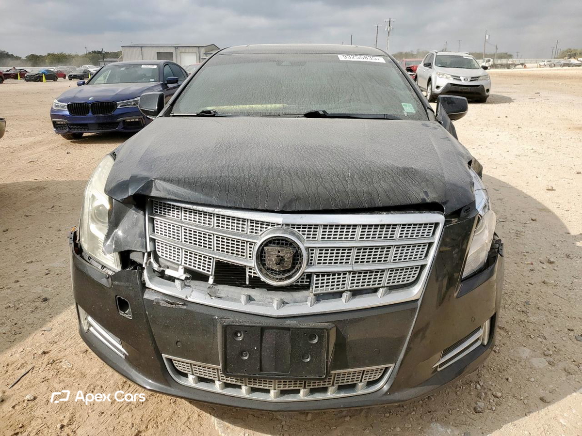 Cadillac XTS 2013