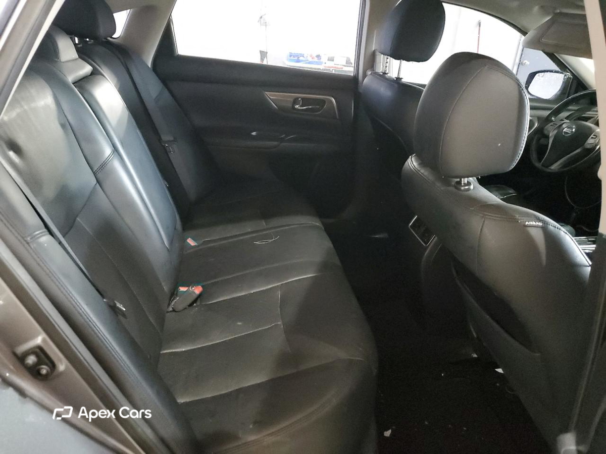 Nissan Altima 2015