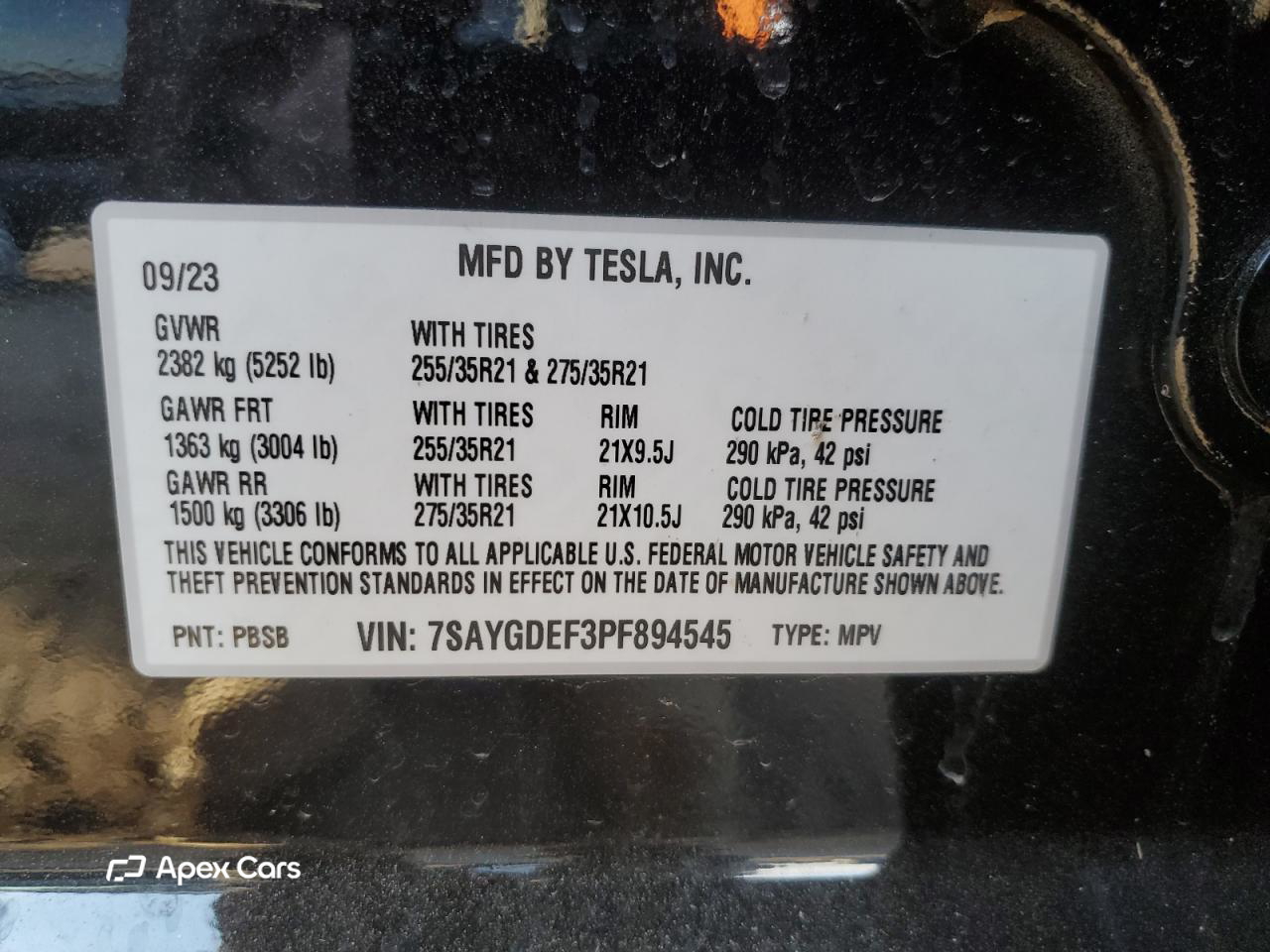 Tesla Model Y 2023