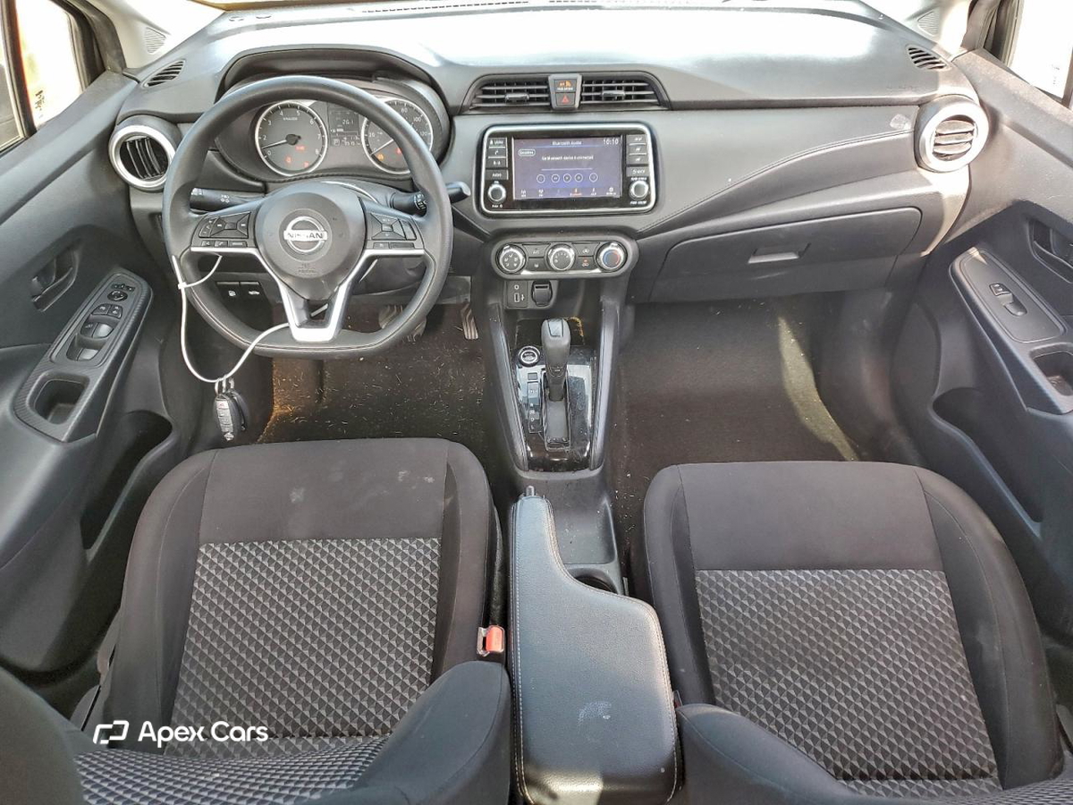 Nissan Versa 2021