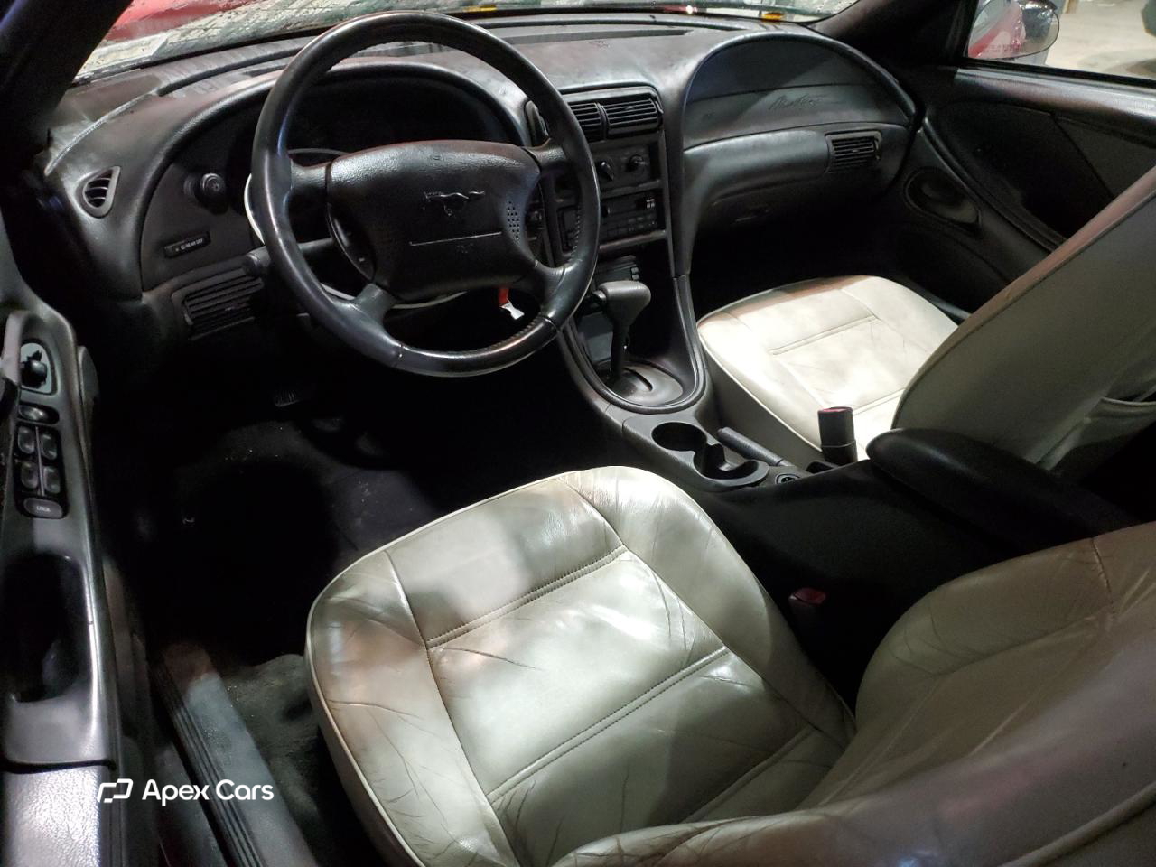 Ford Mustang 2000