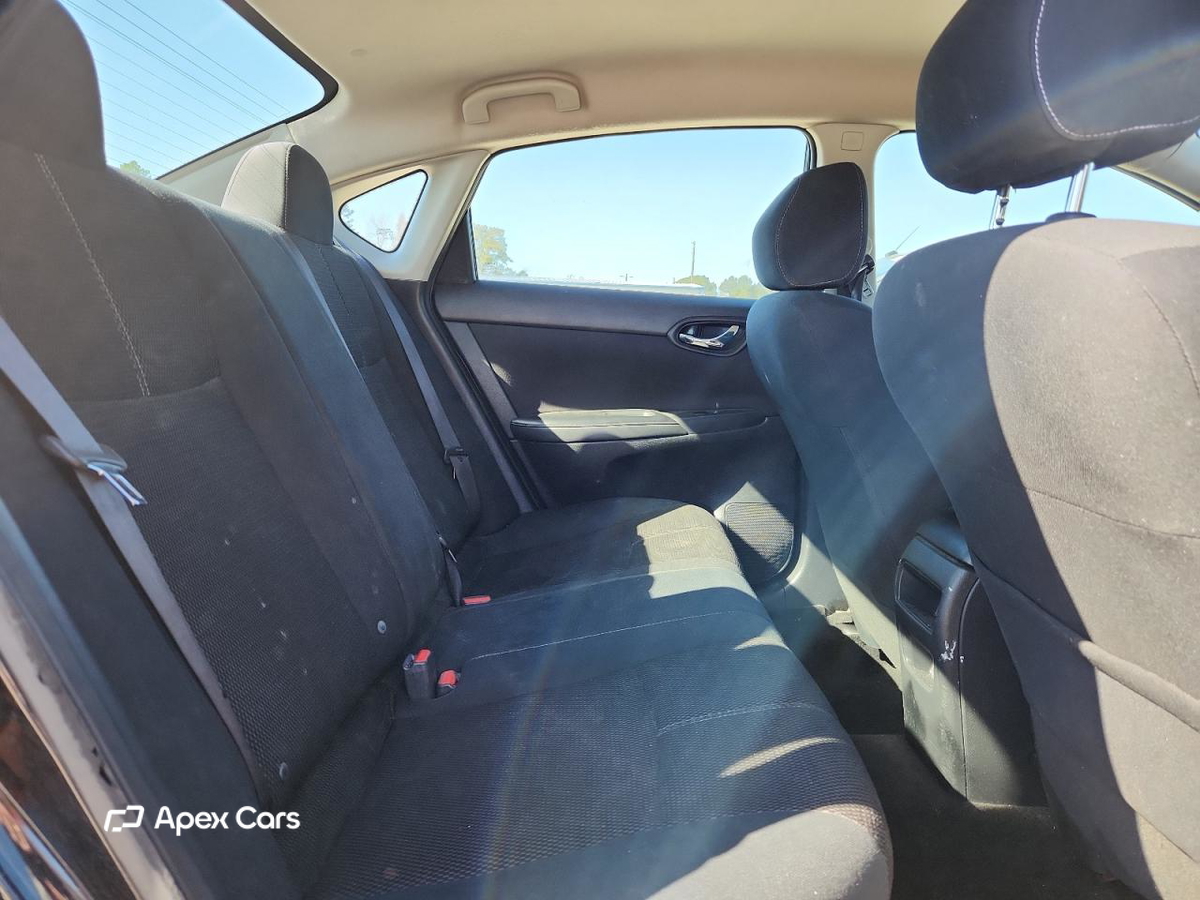 Nissan Sentra 2017